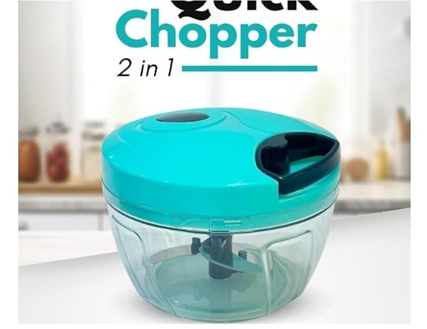 Handy and Compact Chopper with 3 Blades for Effortlessly Chopping Vegetables and Fruits for Your Kitchen (500 ml)