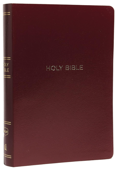 NKJV Holy Bible, Giant Print Center-Column Reference Bible,, Red Letter, Comfort Print: New King James Version