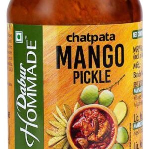 Dabur Hommade Mango Pickle: Aam Ka Achar in Mustard Oil | Spicy & Tangy Taste | North Indian Style | Ready-to-Eat | 400g