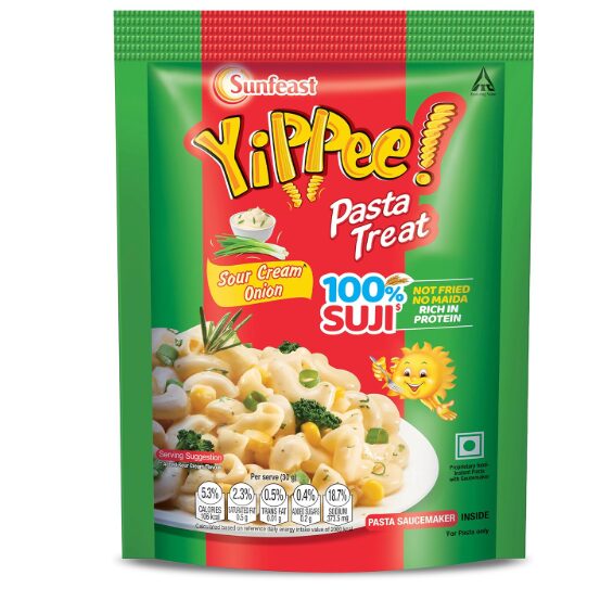 Sunfeast Yippee! Pasta Treat | Sour Cream Onion | Soft & Creamy Pasta | Instant Made with Suji/ Rava,Vegetarian, 70gm/74.7gm(Weight may vary)