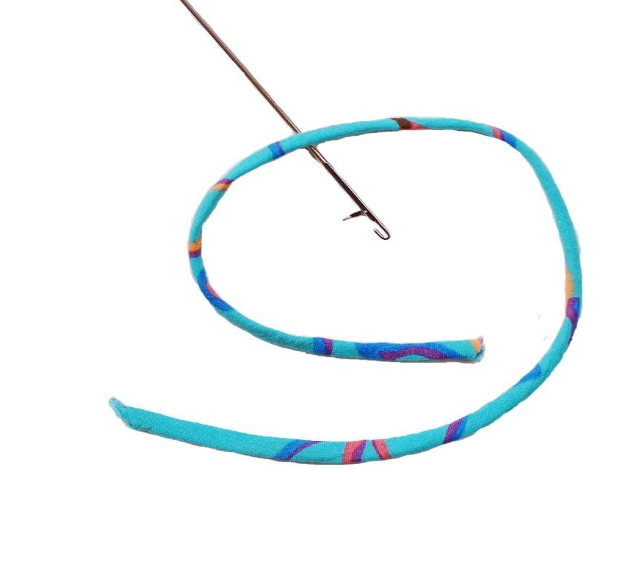 Gemsy Hooked Needle Set of 1 for Tailoring, Loop Turner Hook Sewing- Perfect Tools for Piping, Knots, Bias Tubing - Stainless Steel - Ideal for Button Looping, Trims, DIY - Image 2