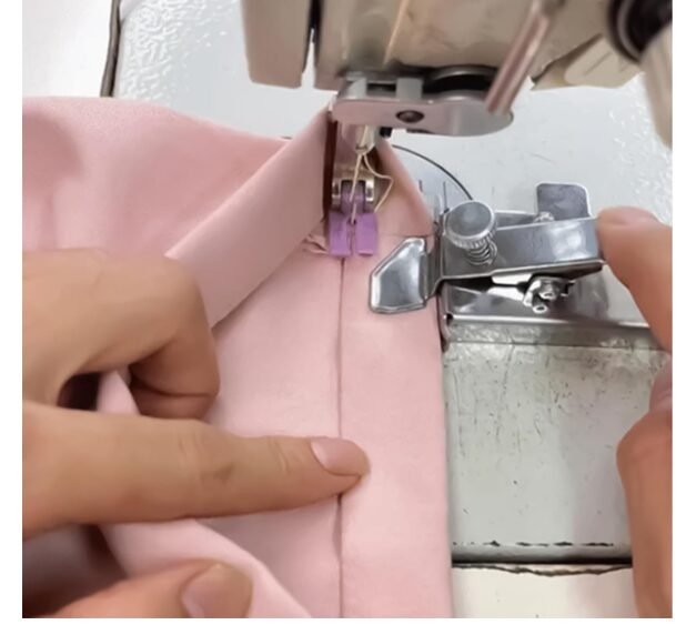 HASTHIP ® Seam Guide for Sewing Machine Magnet Seam Guide for Sewing Straight Lines Metal Attachment Seam Guide Universal Seam Guide Hem Guide for Mechanical Sewing Machine,Silver - Image 2